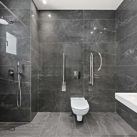 Mercure Finikoudes Hotell Larnaca