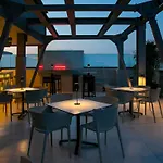 Mercure Finikoudes Hotel Larnaca