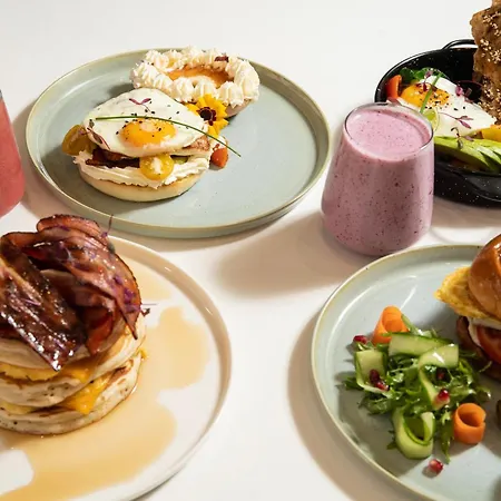 Mercure فندق لارنكا