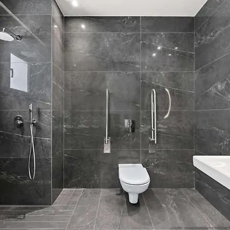 Готель Mercure