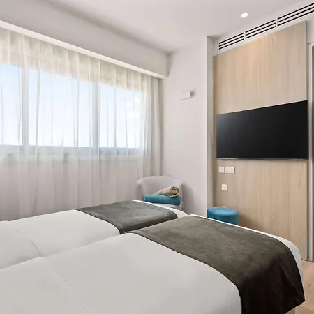 Готель Mercure Ларнака