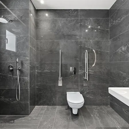 Mercure Готель Ларнака
