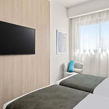 Mercure Finikoudes 3*