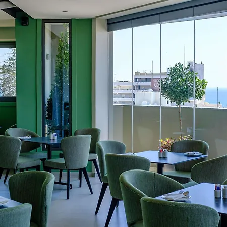 Mercure Finikoudes 3*
