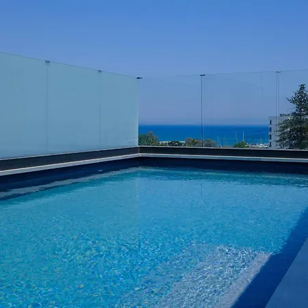 Mercure Finikoudes Larnaca