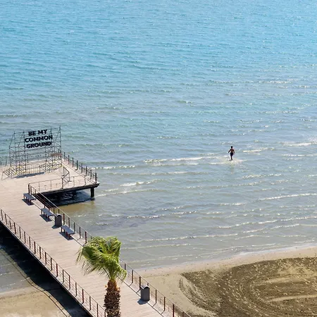 Mercure Finikoudes Hotel Larnaca