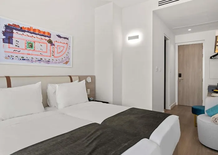 Otel Mercure Finikoudes