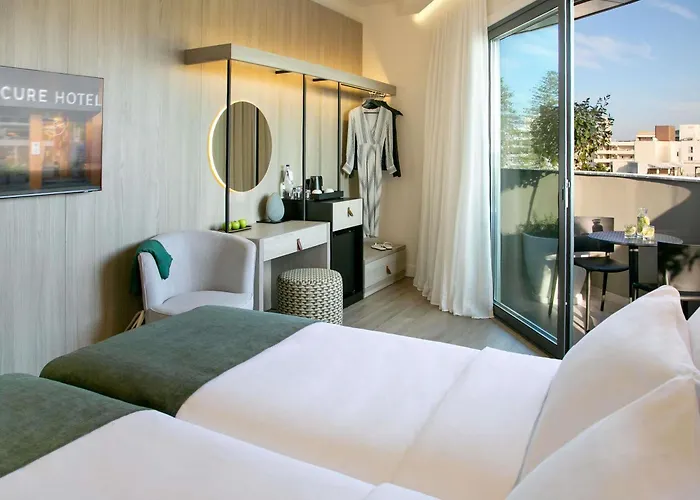 Mercure Finikoudes Hotel 3*