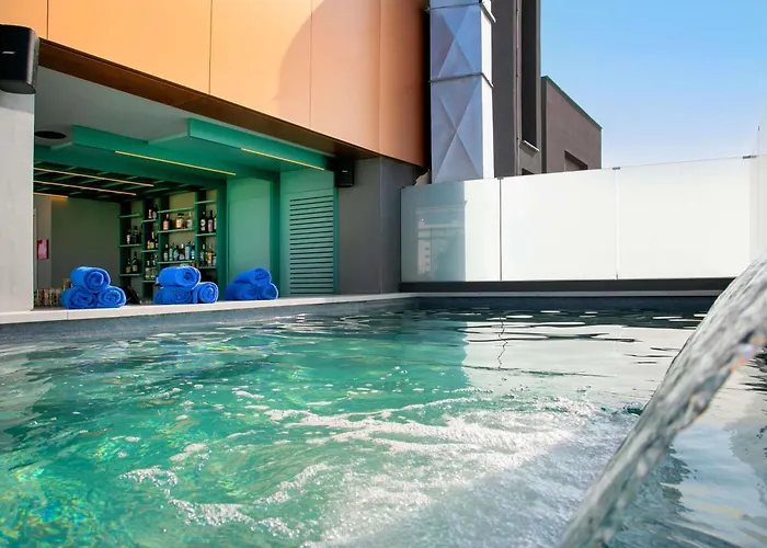 Mercure Finikoudes Otel 3*