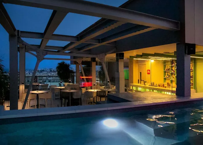 Mercure Finikoudes Otel