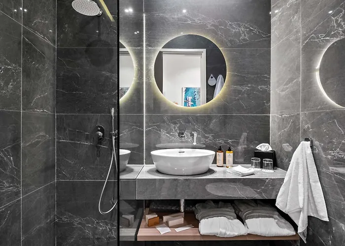 Mercure Finikoudes 拉纳卡